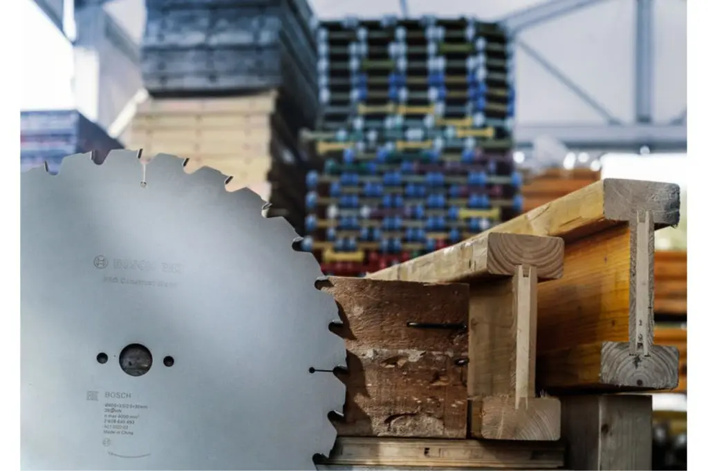 HOJA DE SIERRA CIRCULAR PRO CONSTRUCT WOOD, 400 X 3,5 X 30 MM