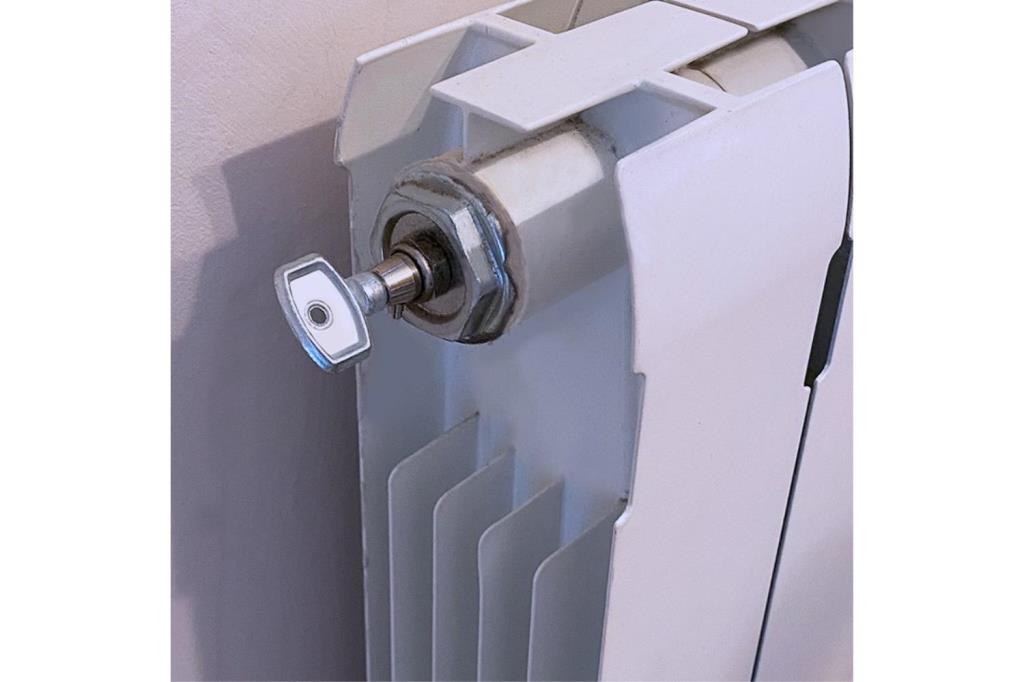 LLAVE PURGAR RADIADOR LLV06 NI