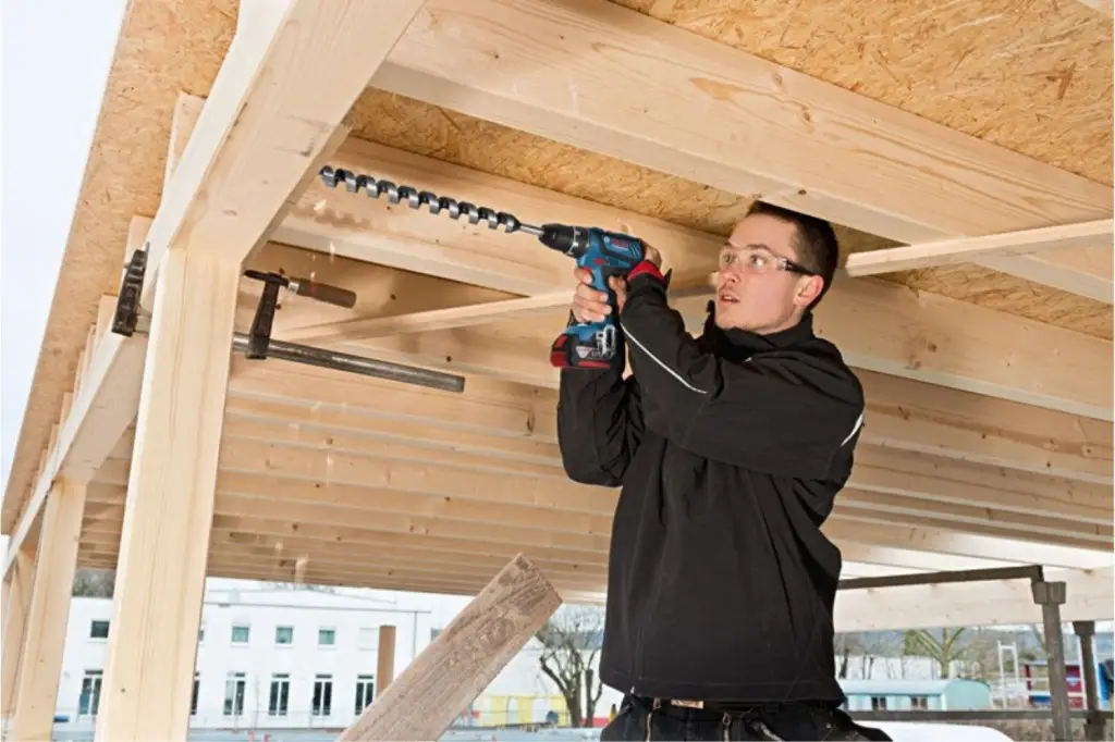 ATORNILLADOR A BATERÍA GSR 18V-28