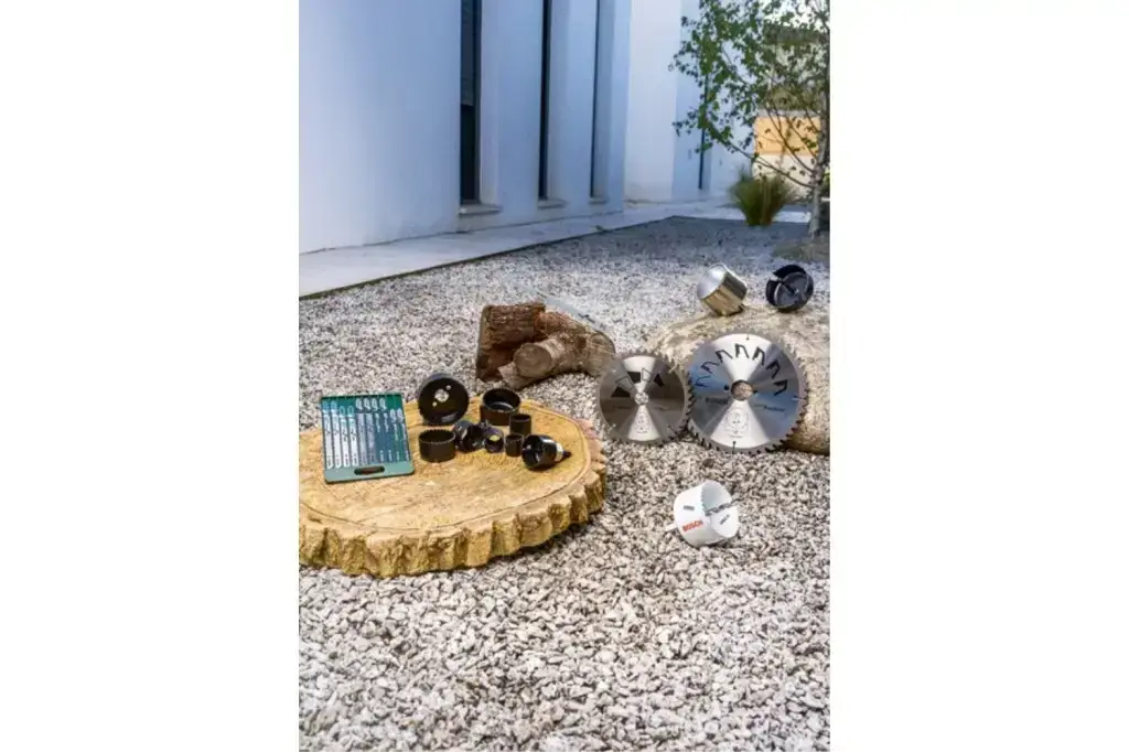 HOJA DE SIERRA CIRCULAR PRECISIOND = 184 MM; TALADRO= 16 MM; T = 24