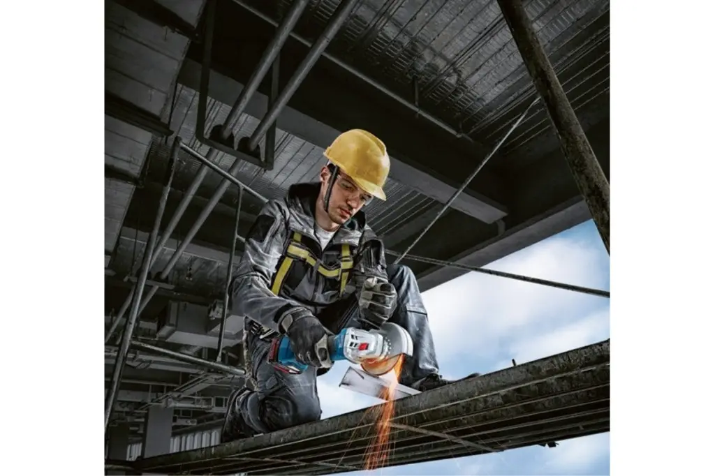 MINIAMOLADORA A BATERÍA GWS 18V-7