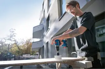 ATORNILLADOR A BATERÍA GSR 18V-45